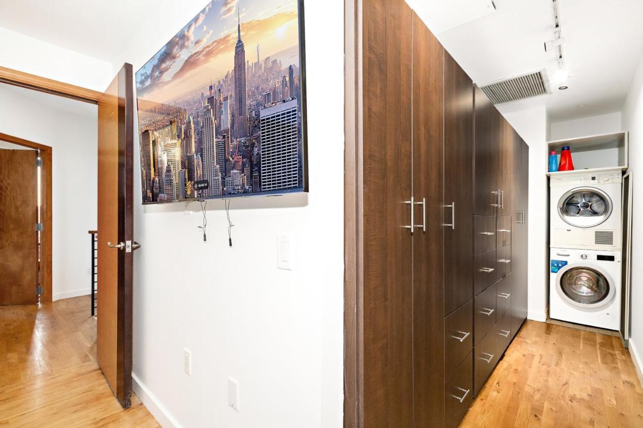 Luxurious 4 Bedroom Penthouse * New York