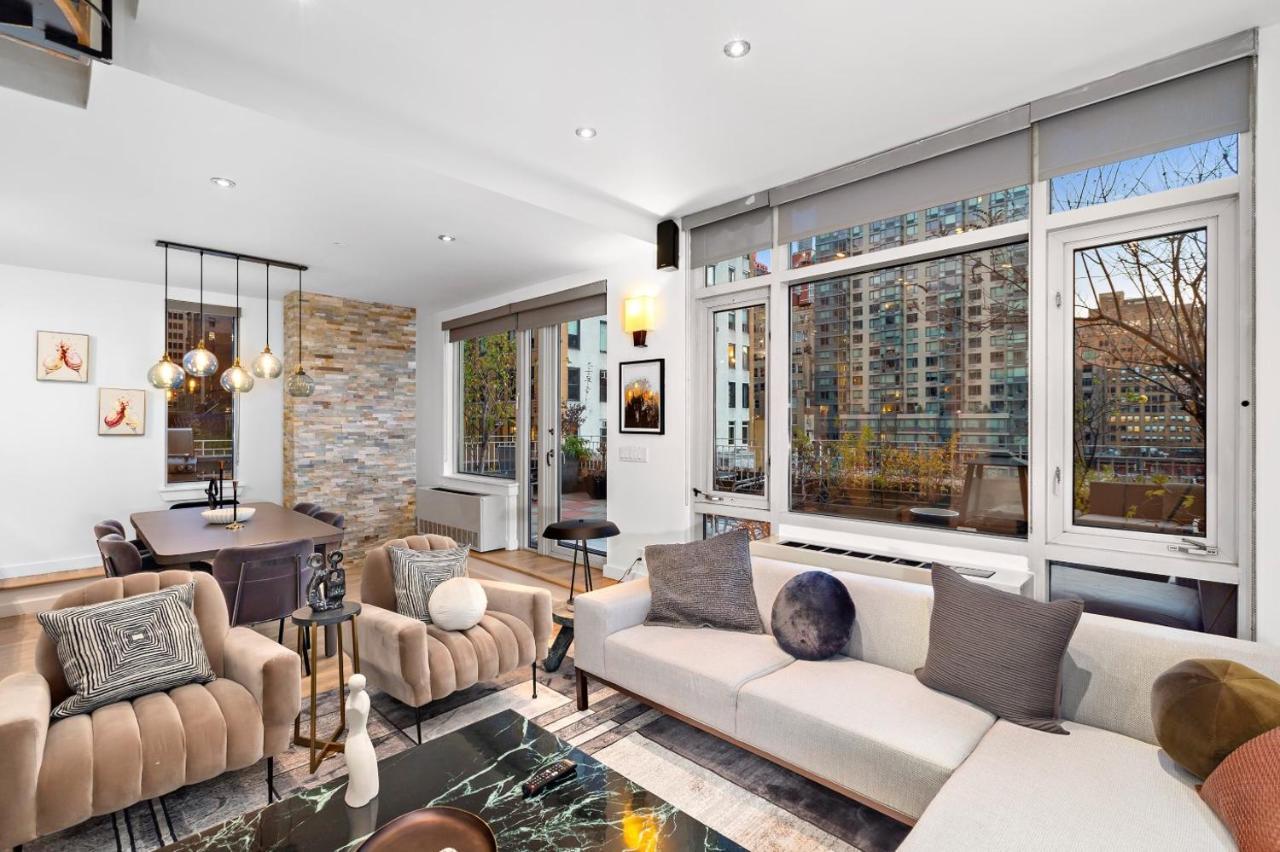 Luxurious 4 Bedroom Penthouse * New York