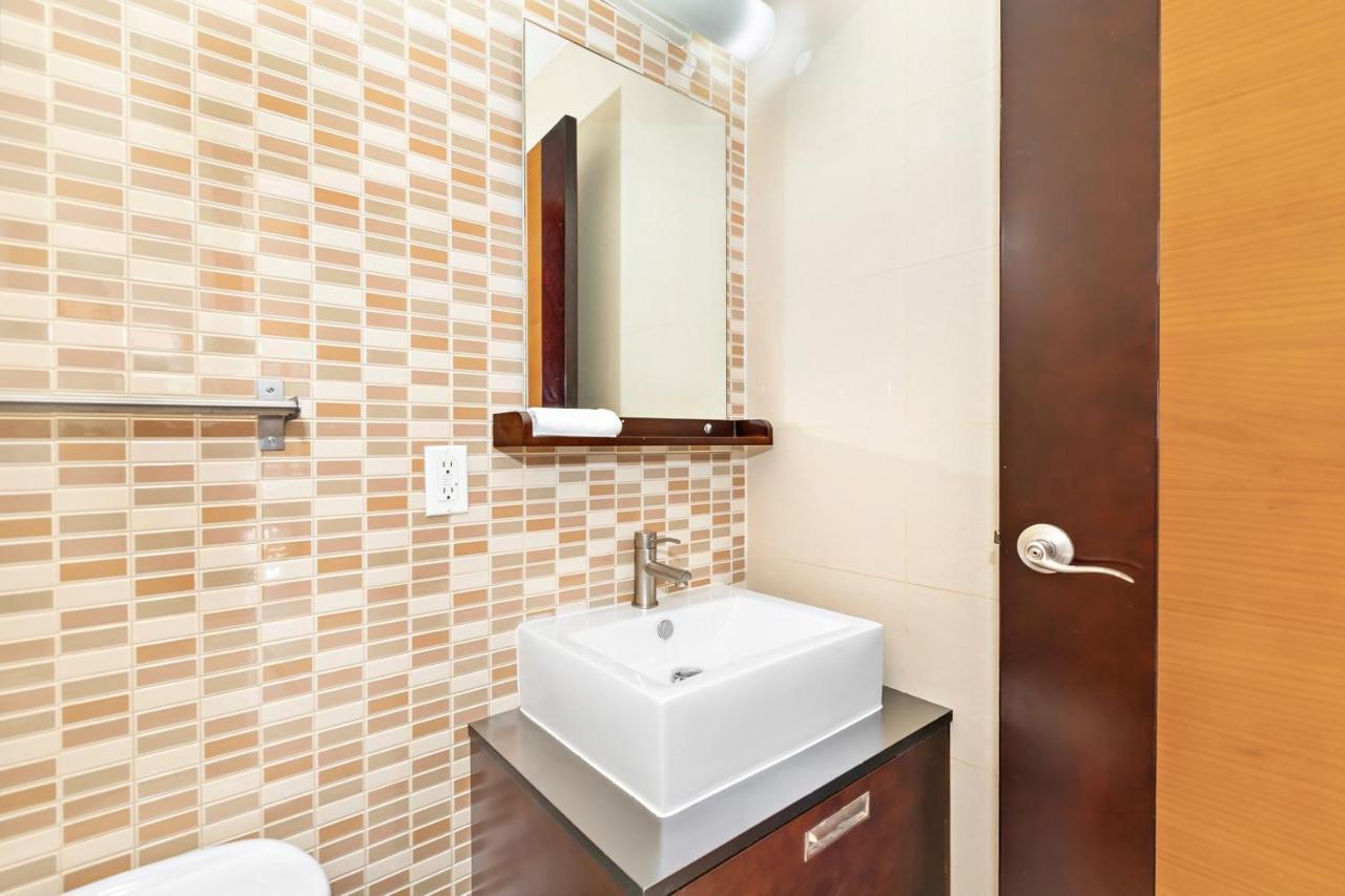Luxurious 4 Bedroom Penthouse New York