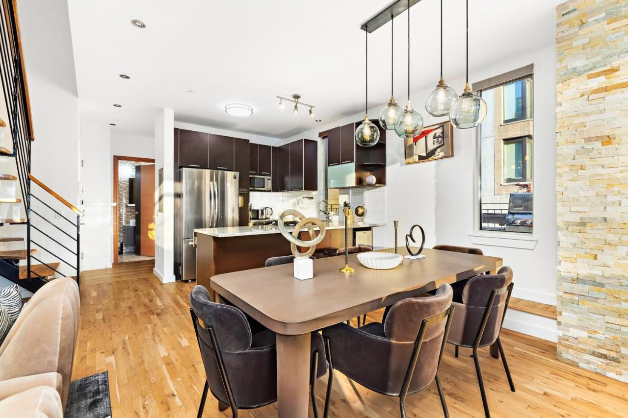 Luxurious 4 Bedroom Penthouse *